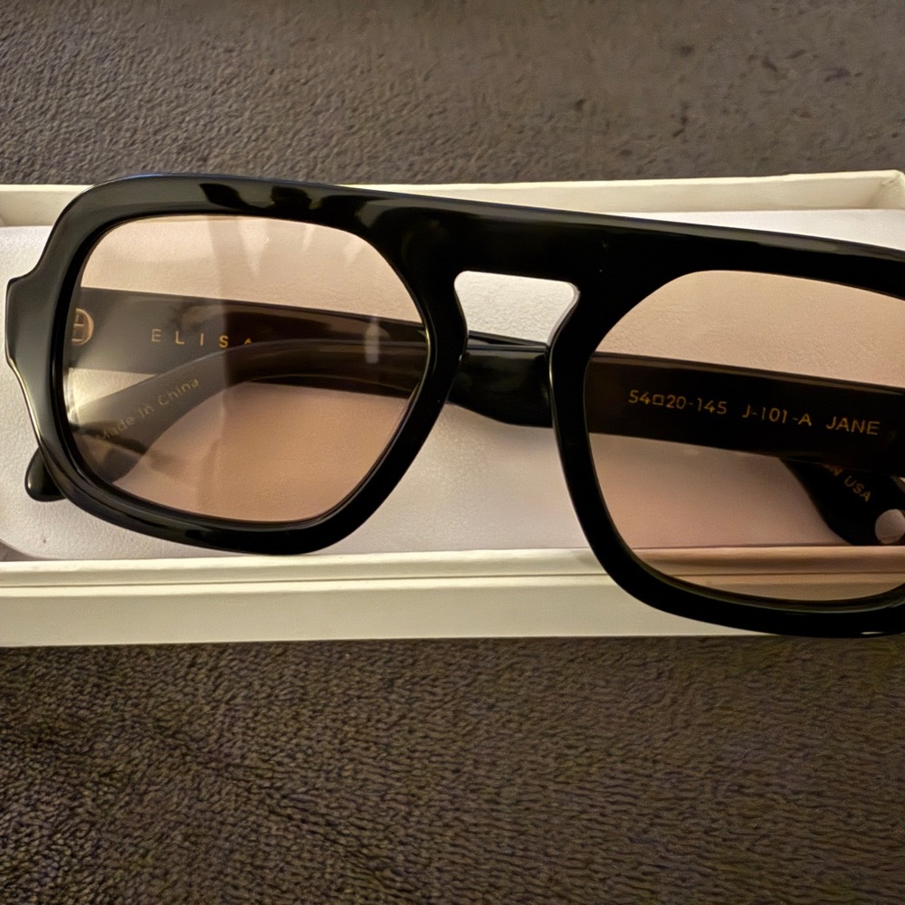ELISA JOHNSON, The Jane Black Square Sunglasses with Gradient Lenses